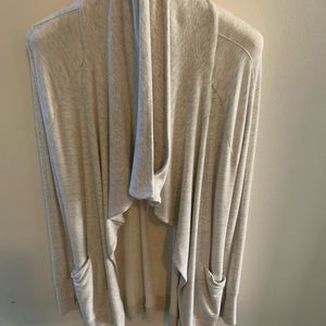 Athleta long cardigan with pockets and magnetic collar closure